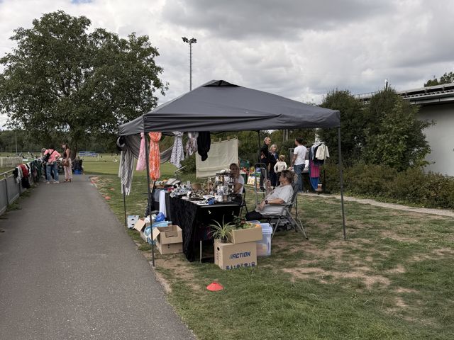 Impression vom Tag der offenen T&uuml;r und vom Floh- und Hobbyk&uuml;nstlermarkt