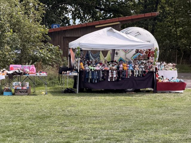 Impression vom Tag der offenen T&uuml;r und vom Floh- und Hobbyk&uuml;nstlermarkt